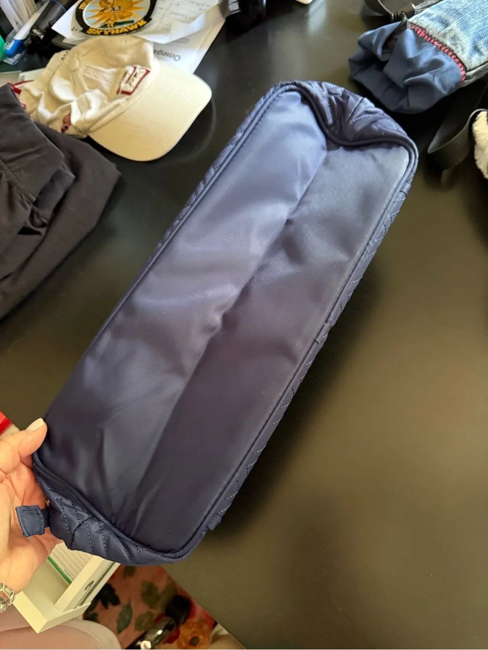 LEUDES navy blue quilted makeup/lingerie/hair tools bag with chevron pattern.EUC